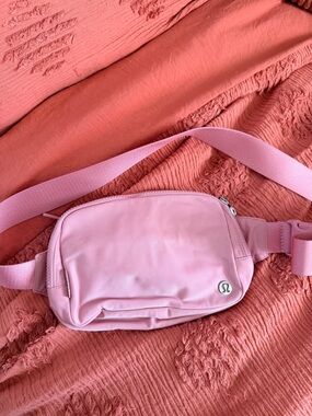 lululemon athletica Light Pink Crossbody Belt Bag